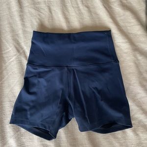 Lululemon Wunder Tain Shorts “4